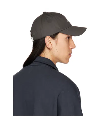 We11 Done Basic Small Logo Cotton Cap In Brown