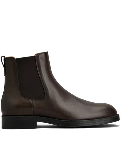 Tod's Tods Boots In Brown