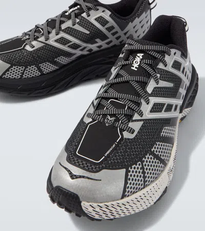 Hoka U Speedgoat 2ts Black Low Top Sneakers With Printed Laces And Logo Lettering On The Side In Tech Fab