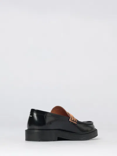 Maison Margiela Sophisticated Loafers For Men In Black