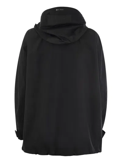 Herno Lightweight Gore-tex Jacket In Black
