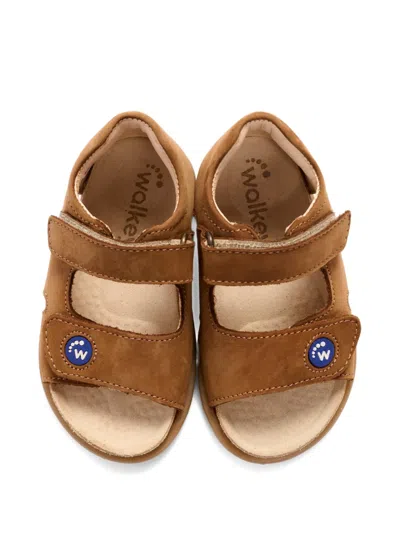 Walkey Strap Sandals In Brown