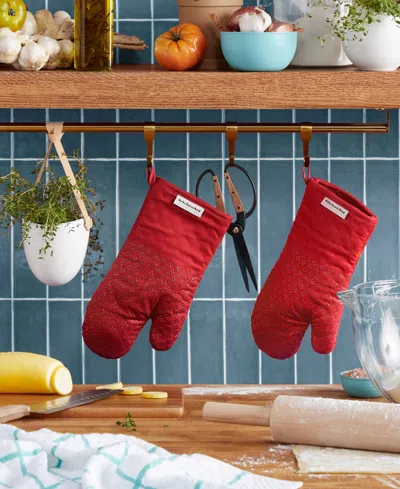 Kitchenaid Asteroid Oven Mitt Set, 2 Piece In Red