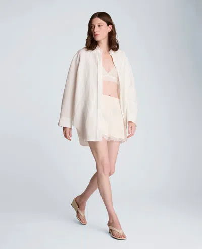 Kenneth Cole Pull On Lace Hem Short In White