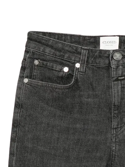 Closed Logo-patch Jeans In Black