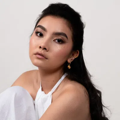 Dower & Hall Hammered Disc & White Topaz Array Drop Earrings In Silver