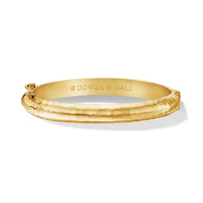 Dower & Hall 6mm Hinged Hammered Nomad Bangle In Metallic