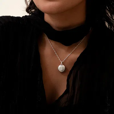 Dower & Hall Queen Bee Locket In Silver