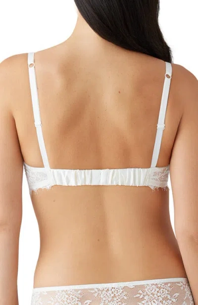 Wacoal Center Stage Full Coverage Underwire Bra In White