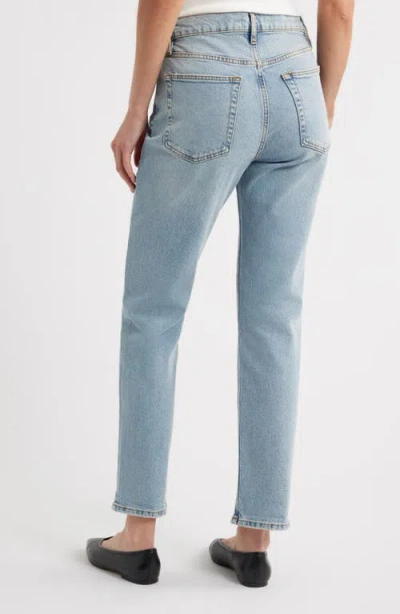Frame The Borrowed Mid Rise Boyfriend Jeans In Blue
