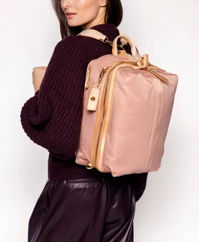 Caraa Studio 2 Medium