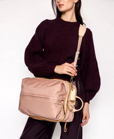 Caraa Studio 2 Medium