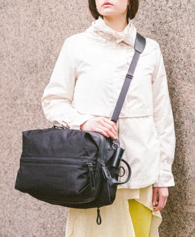 Caraa Studio 2 Medium Vegan