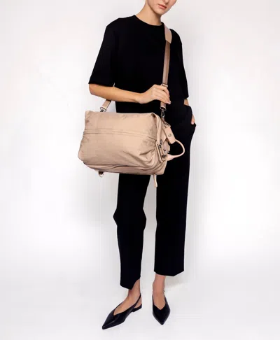 Caraa Studio 2 Medium