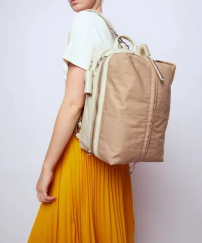 Caraa Studio 2 Medium