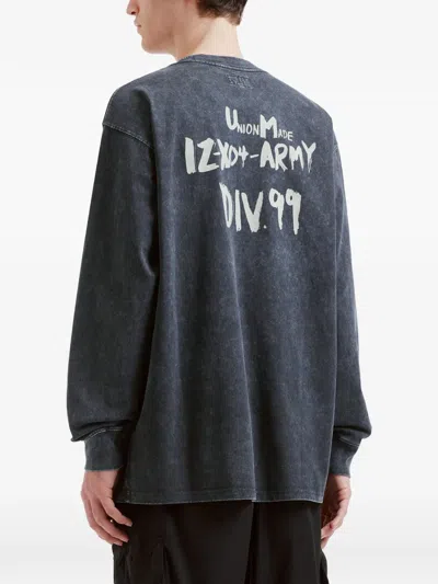 Izzue Logo-patch T-shirt In Gray