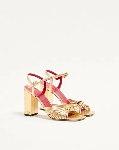Valentino Garavani 90mm Vlogo Anne Metallic Leather Block-heel Sandals In Yellow