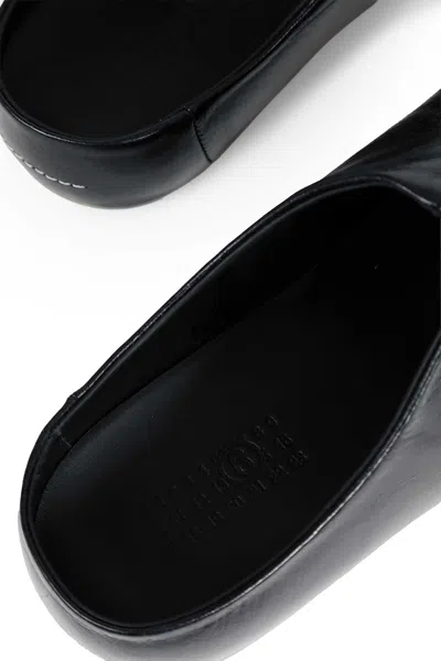 Mm6 Maison Margiela Anatomical Leather Sabot In Black