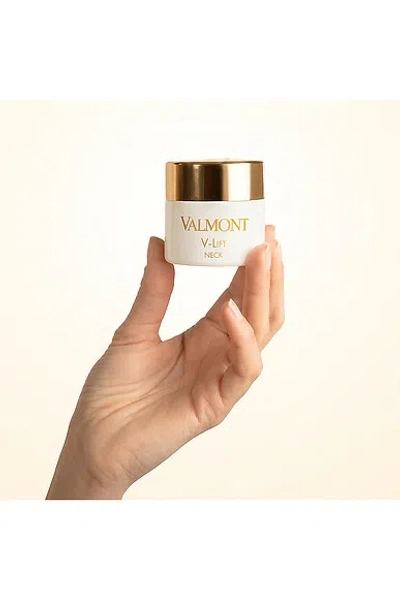 Valmont V-lift Neck