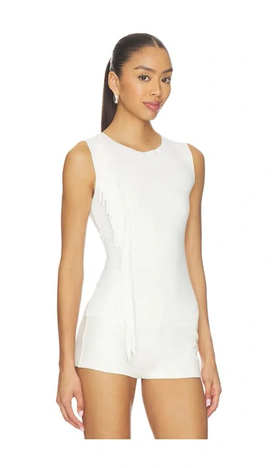 Geel Iris Top In White