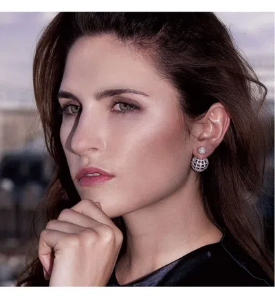 Apm Monaco Single Round Stud In Silver