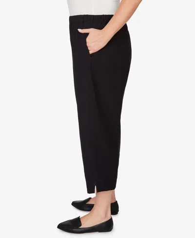 Alfred Dunner Plus Size Crowd Pleaser Relaxed Pull-on Black Capri Pants In Black