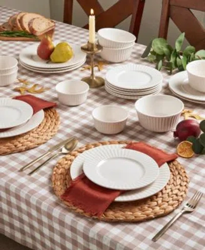 Haven 32 Pc. Dinnerware Sets Service For 8 In White