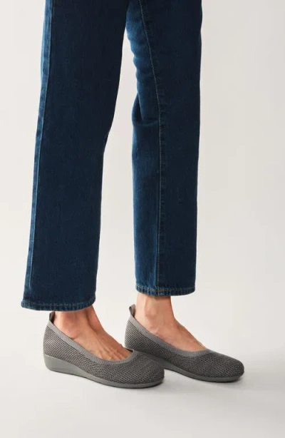 Propét Yen Mesh Flat In Gray