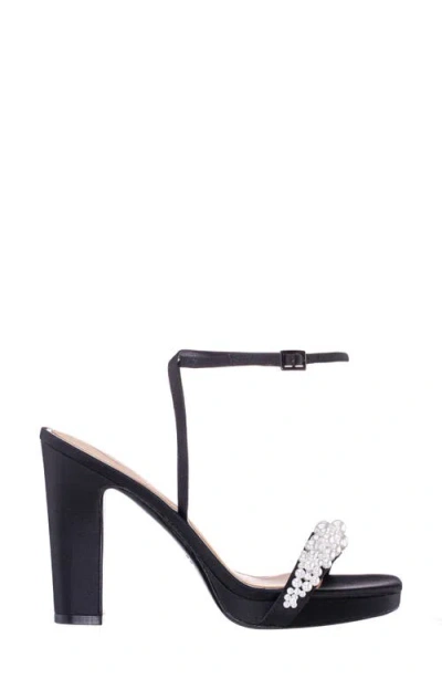 Nina Evette Ankle Strap Platform Sandal In Black