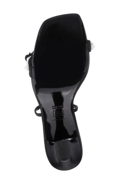 Nina Evette Ankle Strap Platform Sandal In Black