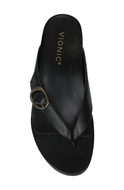 Vionic Grove Toe Post Sandal In Black