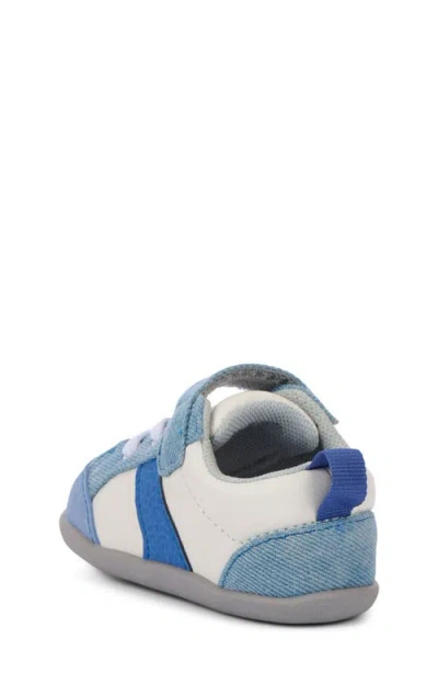 See Kai Run Kids' Mini Connor Sneaker In Multi