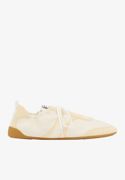 Chloé Kick Suede-trimmed Leather Sneakers In Neutral