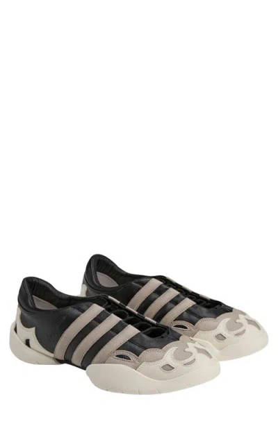 Y-3 Gender Inclusive Regu Mary Jane Sneaker In Black