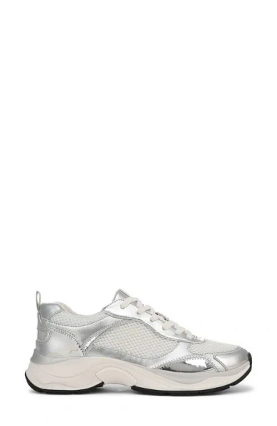 Naturalizer Wide Width Zoie Sneaker In White