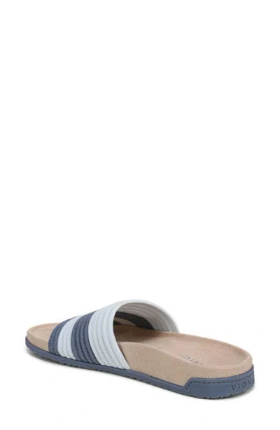 Vionic Evie Slide Sandal In Gray