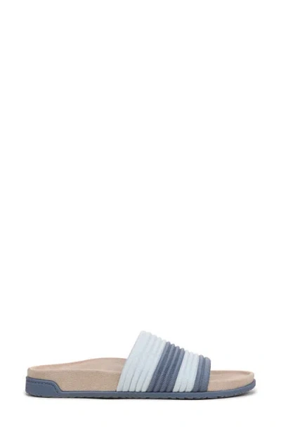 Vionic Evie Slide Sandal In Gray