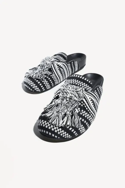 Amambaih Anto Clogs In Black