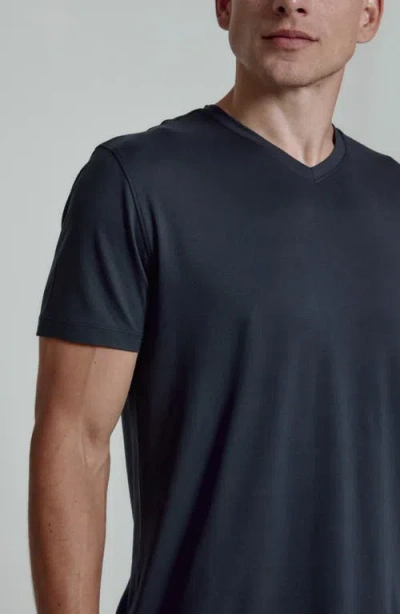 7 Diamonds Core V-neck T-shirt In Black
