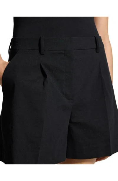 Theory Fluid Linen Blend Pleated Shorts In Black