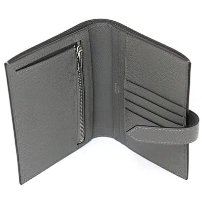 Pre-owned Hermes Wallet (bi-fold) ()