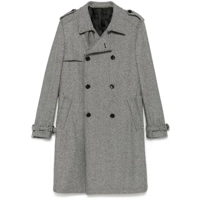 Eraldo Herringbone Coat In Gray