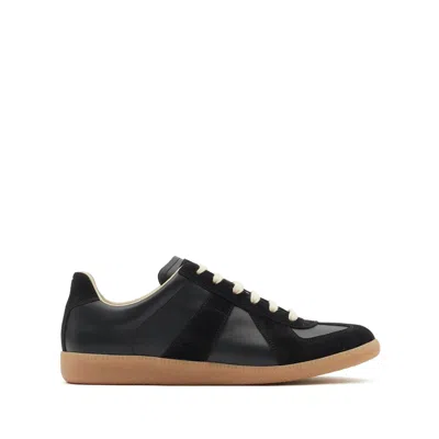 Maison Margiela Casual Low Top Sneakers With Suede Panels In Black