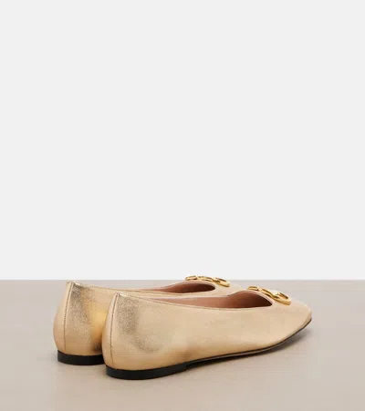 Valentino Garavani Vlogo Signature Ballerinas In Laminated Nappa Leather In Gold