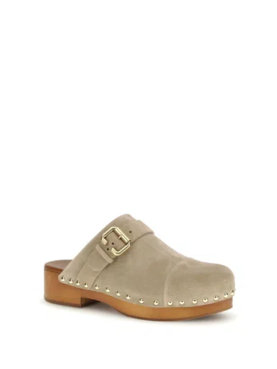 Chloé Jeannette Buckle Detailed Studded Clogs In Brown