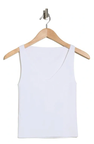 Leith Reversible Compact Tank In White