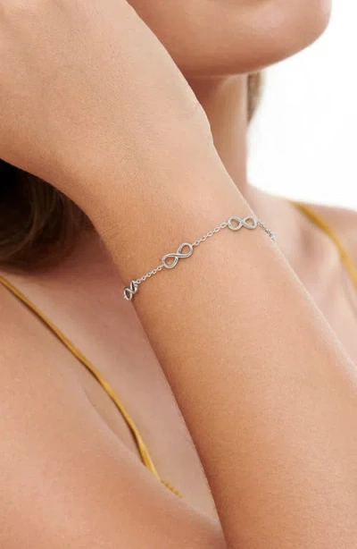 Devata Infinity Charm Bracelet In Silver