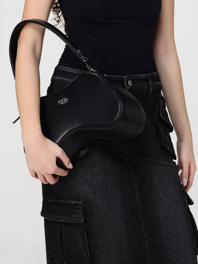 Diesel Play-semi Gloss Leather Shoulder Bag In Black