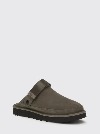 Ugg Sandals Goldencoast Ii The Man In The Gray Shorts In Green