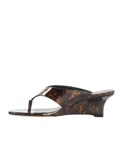 Stuart Weitzman 50mm Vinnie Printed Patent Leather Thong Sandals In Brown